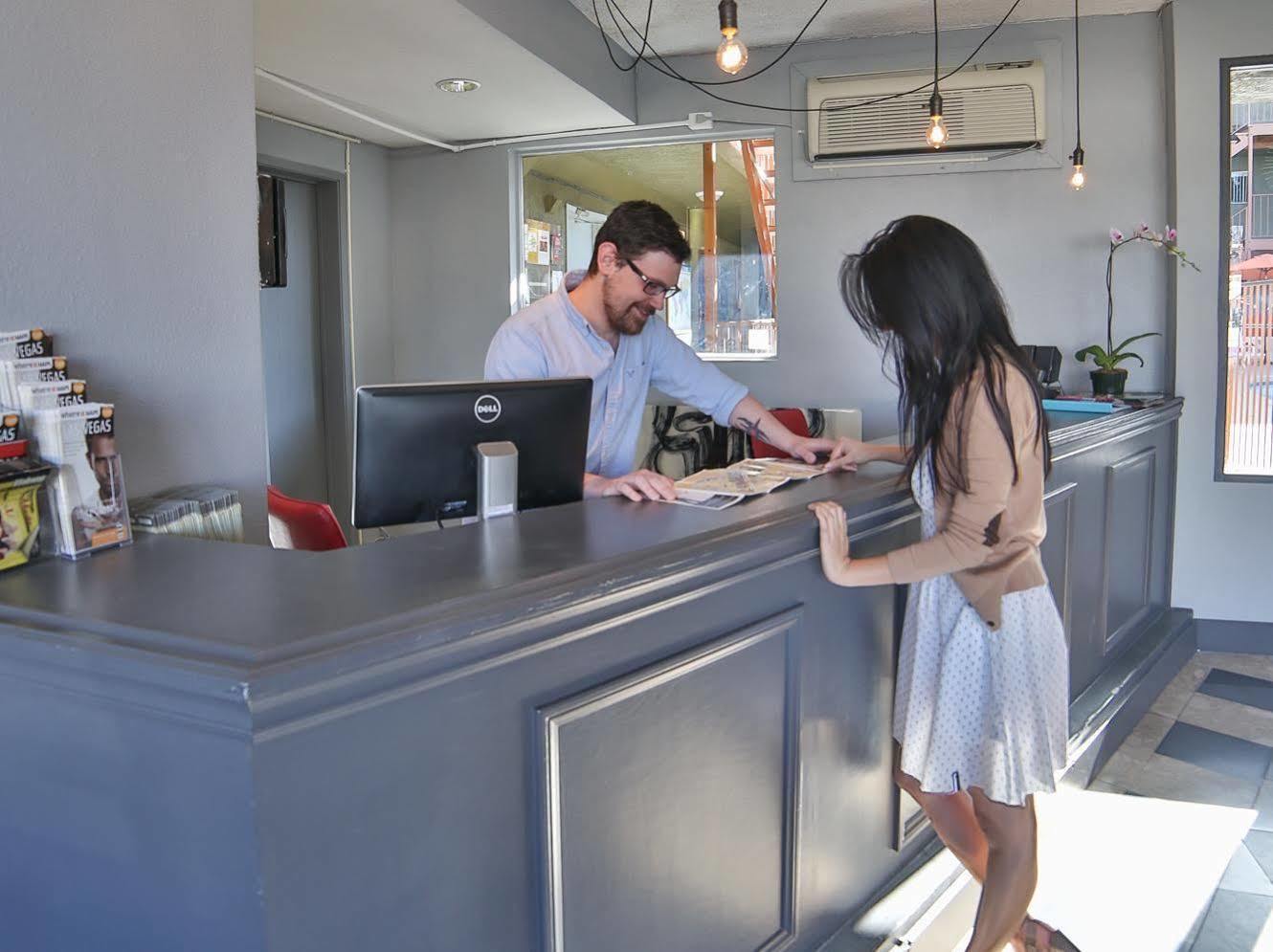 Las Vegas Hostel (Adults Only) Ngoại thất bức ảnh